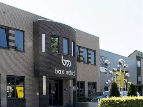 Vorderseite des Gebäudes